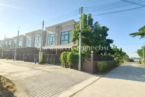 Terrain à Wang Noi, Thaïlande 8000 m2 № 154097 - photo 7