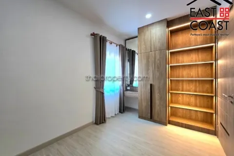 Casa de 3 dormitorios en Pattaya, Tailandia № 213560 - foto 19