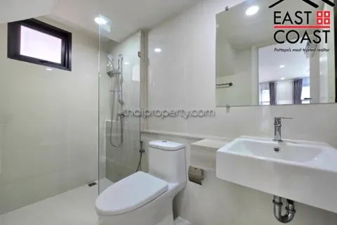 Casa de 3 dormitorios en Pattaya, Tailandia № 213560 - foto 17