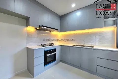 Casa de 3 dormitorios en Pattaya, Tailandia № 213560 - foto 14
