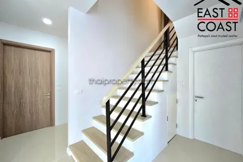 Casa de 3 dormitorios en Pattaya, Tailandia № 213560 - foto 16
