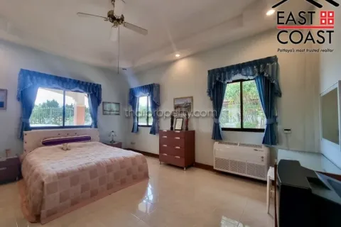 Casa de 3 dormitorios en Pattaya, Tailandia № 213559 - foto 20