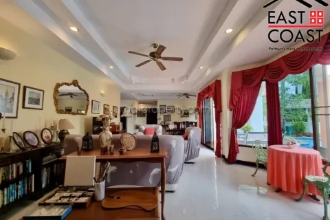 Casa de 3 dormitorios en Pattaya, Tailandia № 213559 - foto 8