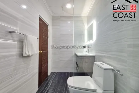 Condominio de 3 dormitorios en Pattaya, Tailandia № 213563 - foto 26