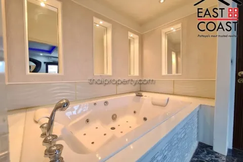 Condominio de 3 dormitorios en Pattaya, Tailandia № 213563 - foto 24
