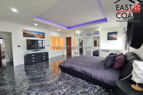 Condominio de 3 dormitorios en Pattaya, Tailandia № 213563 - foto 22