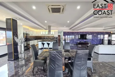 Condominio de 3 dormitorios en Pattaya, Tailandia № 213563 - foto 2