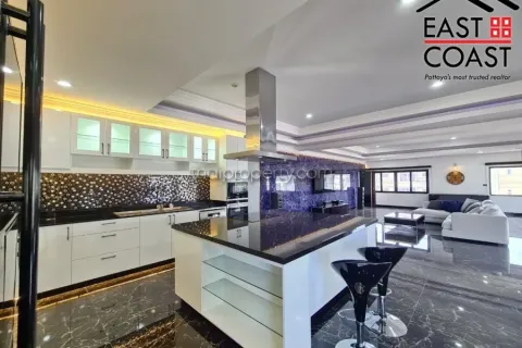Condominio de 3 dormitorios en Pattaya, Tailandia № 213563 - foto 12