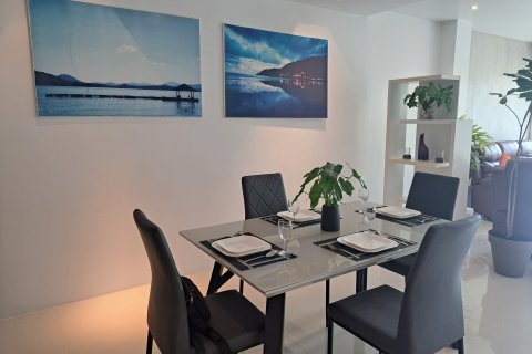 Condo à Kathu, Thaïlande, 2 chambres № 142017 - photo 5