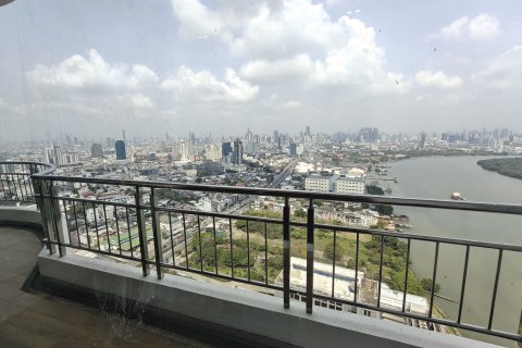 Кондоминиум с 3 спальнями в Ян Наве, Бангкок, Таиланд № 167203 - фото 5