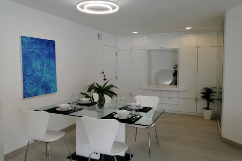 Кондоминиум с 2 спальнями в Ян Наве, Бангкок, Таиланд № 143631 - фото 4