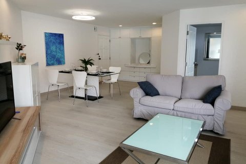 Кондоминиум с 2 спальнями в Ян Наве, Бангкок, Таиланд № 143631 - фото 1