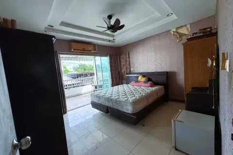 Adosado de 3 dormitorios en Pattaya, Tailandia № 211627 - foto 23