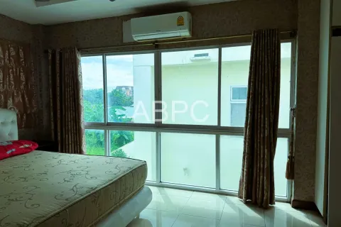 Adosado de 3 dormitorios en Pattaya, Tailandia № 211627 - foto 3