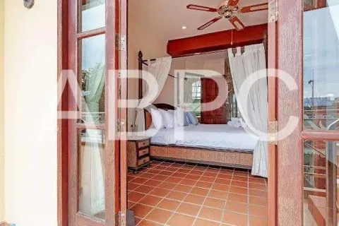 Casa de 6 dormitorios en Pattaya, Tailandia № 211628 - foto 15