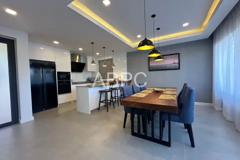 Casa de 3 dormitorios en Pattaya, Tailandia № 211624 - foto 12
