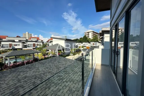 Casa de 3 dormitorios en Pattaya, Tailandia № 211624 - foto 9