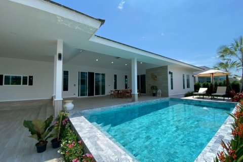 House in Hua Hin, Thailand 3 bedrooms № 168114