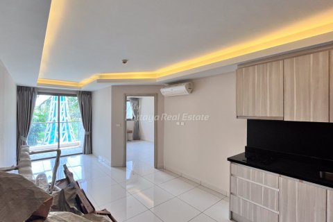 Condo in Pattaya, Thailand, 1 bedroom  № 232972 - photo 2