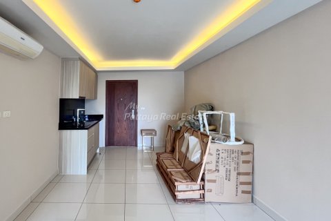 Condo in Pattaya, Thailand, 1 bedroom  № 232972 - photo 3