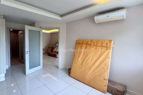 Condo in Pattaya, Thailand, 1 bedroom  № 232972 - photo 6