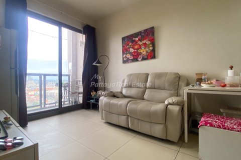 Condo in Bang Lamung, Thailand, 1 bedroom № 232970 - photo 2