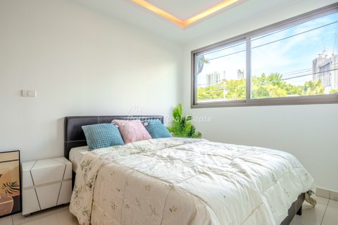 Condo in Pattaya, Thailand, 1 bedroom  № 232967 - photo 2