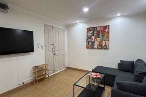 Condo à Khlong Toei, Bangkok, Thaïlande, 2 chambres  № 173628 - photo 14