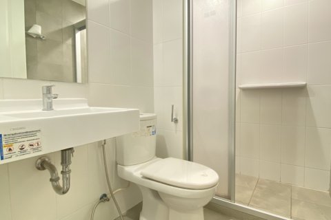 Studio in the Condo in Yan Nawa, Bangkok, Thailand  № 173627 - photo 5