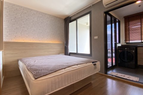 Studio in the Condo in Yan Nawa, Bangkok, Thailand  № 173627 - photo 3