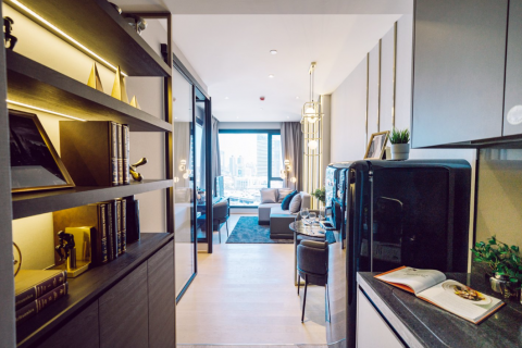 Condo in Din Daeng, Bangkok, Thailand, 2 bedrooms  № 140156 - photo 2