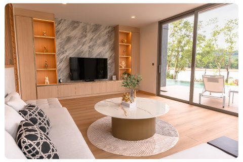 Villa on Layan Beach, Thailand 3 bedrooms № 165244 - photo 12