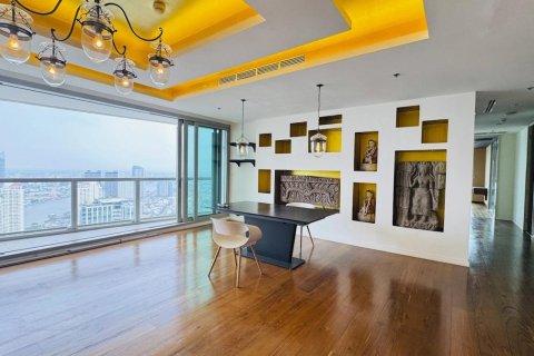 Apartment in Bangkok, Thailand 3 bedrooms № 146617 - photo 1