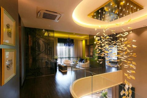 Пентхаус в Бангкоке, Таиланд с 6 комнатами  № 146619 - фото 4