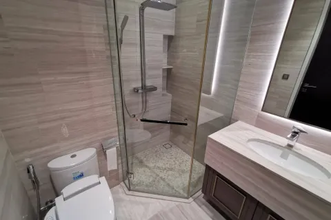 Condo in Watthana, Bangkok, Thailand, 2 bedrooms  № 148395 - photo 5