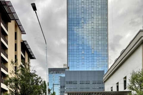 Кондоминиум с 2 спальнями в Патхум Ване, Бангкок, Таиланд № 148396 - фото 1