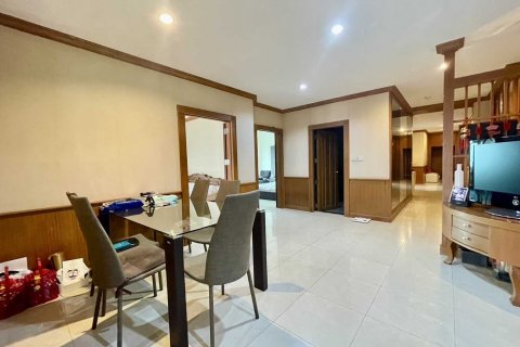 Кондоминиум с 4 спальнями в Бангне, Бангкок, Таиланд № 137071 - фото 4