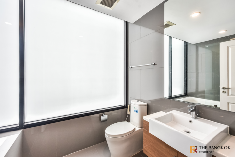 Condo in Bangkok, Thailand, 2 bedrooms № 185262 - photo 9