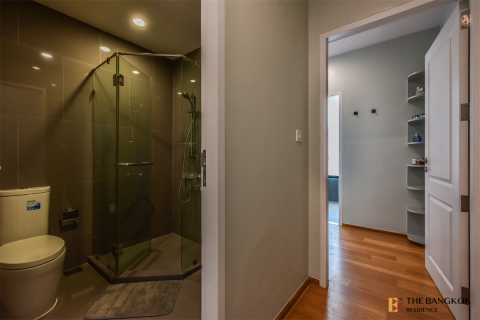 Condo in Bangkok, Thailand, 2 bedrooms № 185262 - photo 2