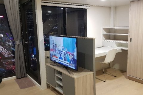 Студия в кондо в Ратчатхеви, Бангкок, Таиланд № 142375 - фото 3