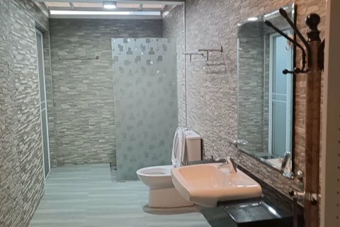 Villa in Hua Hin, Thailand 2 bedrooms № 163060 - photo 10