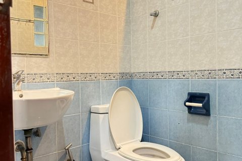 Townhouse in Din Daeng, Bangkok, Thailand 3 bedrooms № 163058 - photo 10