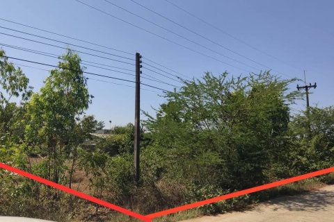 Land in Udon Thani, Thailand 8000 sq.m. № 163064 - photo 3
