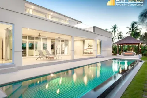 Casa de 3 dormitorios en Pattaya, Tailandia № 210733 - foto 2