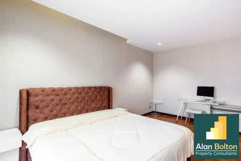Casa de 3 dormitorios en Pattaya, Tailandia № 210729 - foto 17