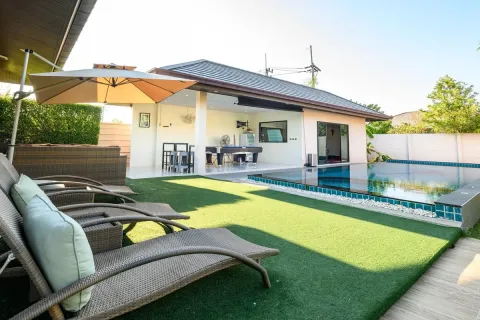 Casa de 3 dormitorios en Pattaya, Tailandia № 210729 - foto 30