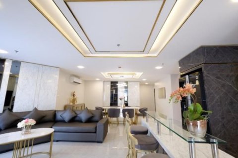 Condo in Huai Khwang, Bangkok, Thailand, 4 bedrooms  № 164735