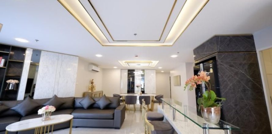 Condo in Huai Khwang, Bangkok, Thailand, 4 bedrooms  № 164735