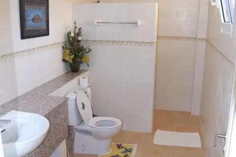 House in Pak Chong, Thailand 4 bedrooms № 148756 - photo 15