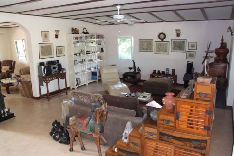 House in Pak Chong, Thailand 4 bedrooms № 148756 - photo 7